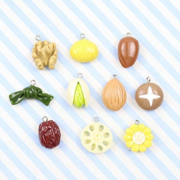 Multitudinous Vegetable Resin Charms